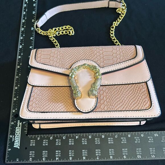 Elegant Pink Shoulder Bag New - Picture 3 of 7